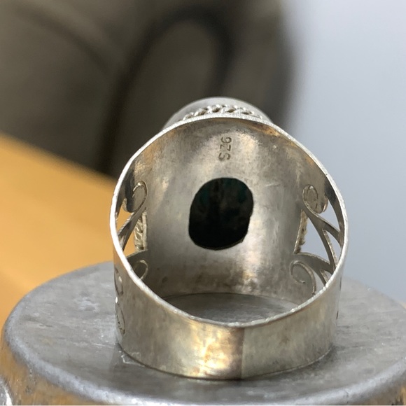 Sterling Silver Turquoise Ring - Picture 4 of 10